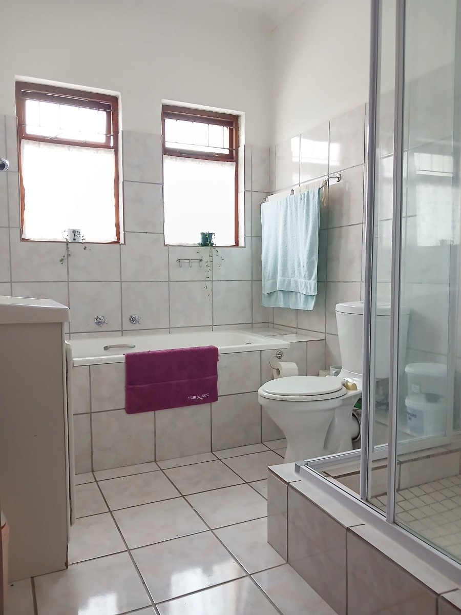2 Bedroom Property for Sale in Dormehls Drift Western Cape